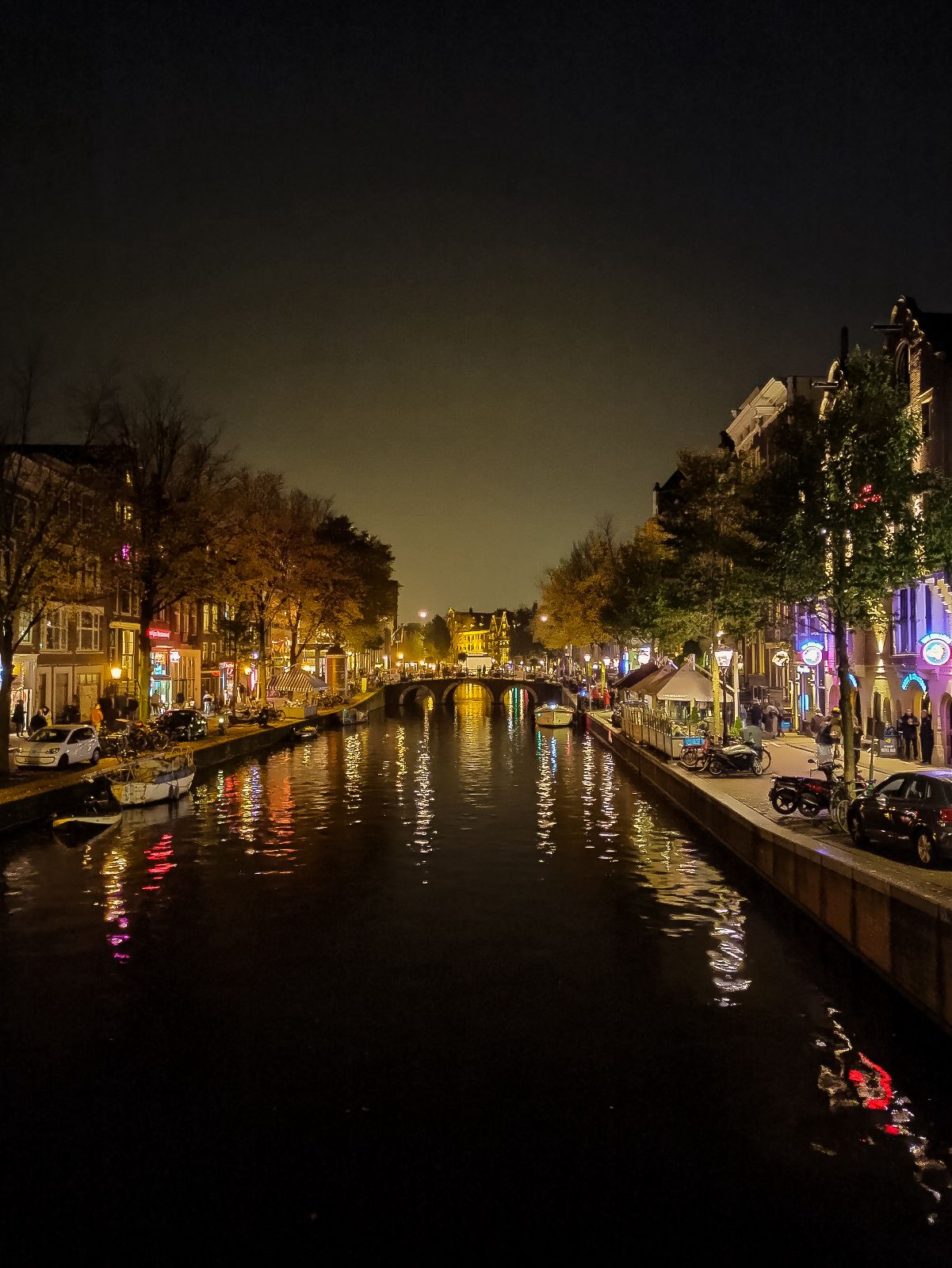 Amstel tra canali e luci